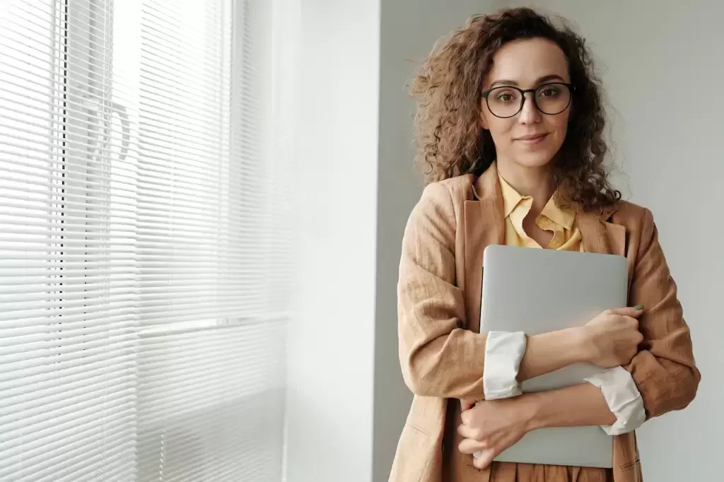 Jaki wybrać laptop na studia? Przegląd najlepszych sprzętów 