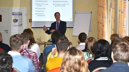 Studenci WSH na wykładzie w Berlinie 